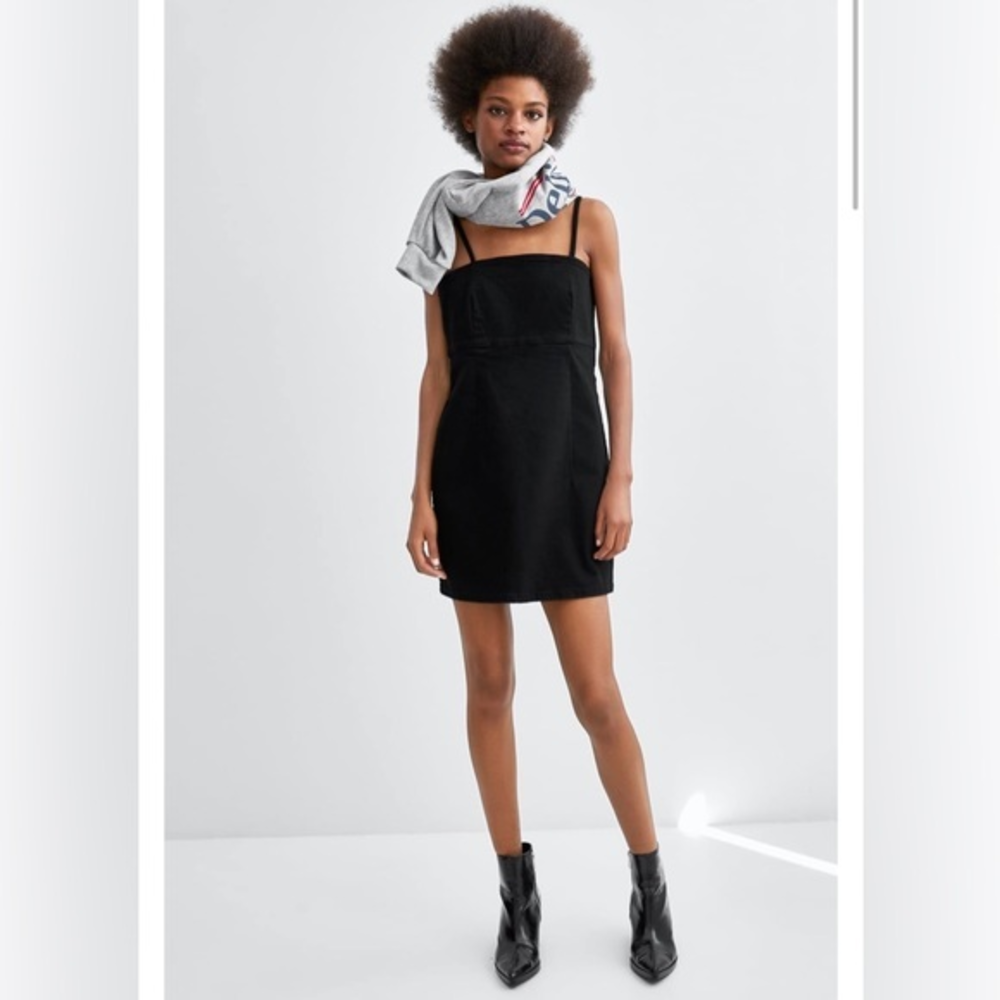 Zara NWT Women’s Black Denim TRF Mini Dress. Size Small